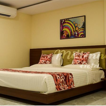 Hotel Pph Living Millennials Jigani à Kammasandra Extérieur photo